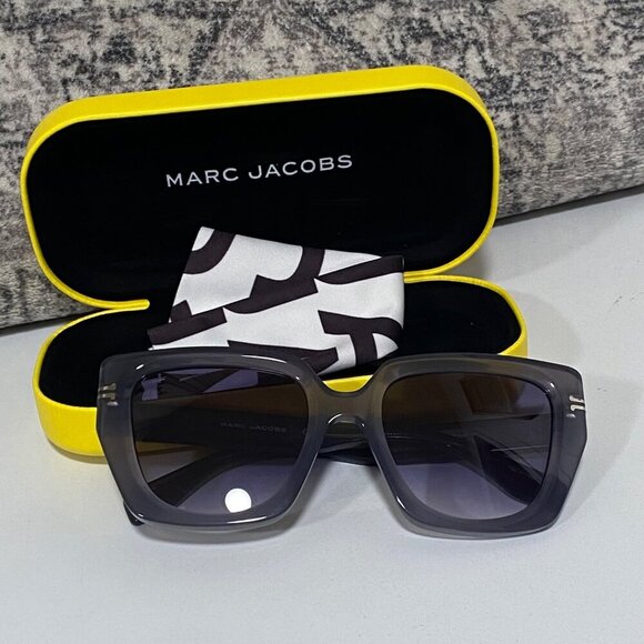 NEW Marc Jacobs Gray Translucent Sunglasses in Light Gray - Picture 5 of 5